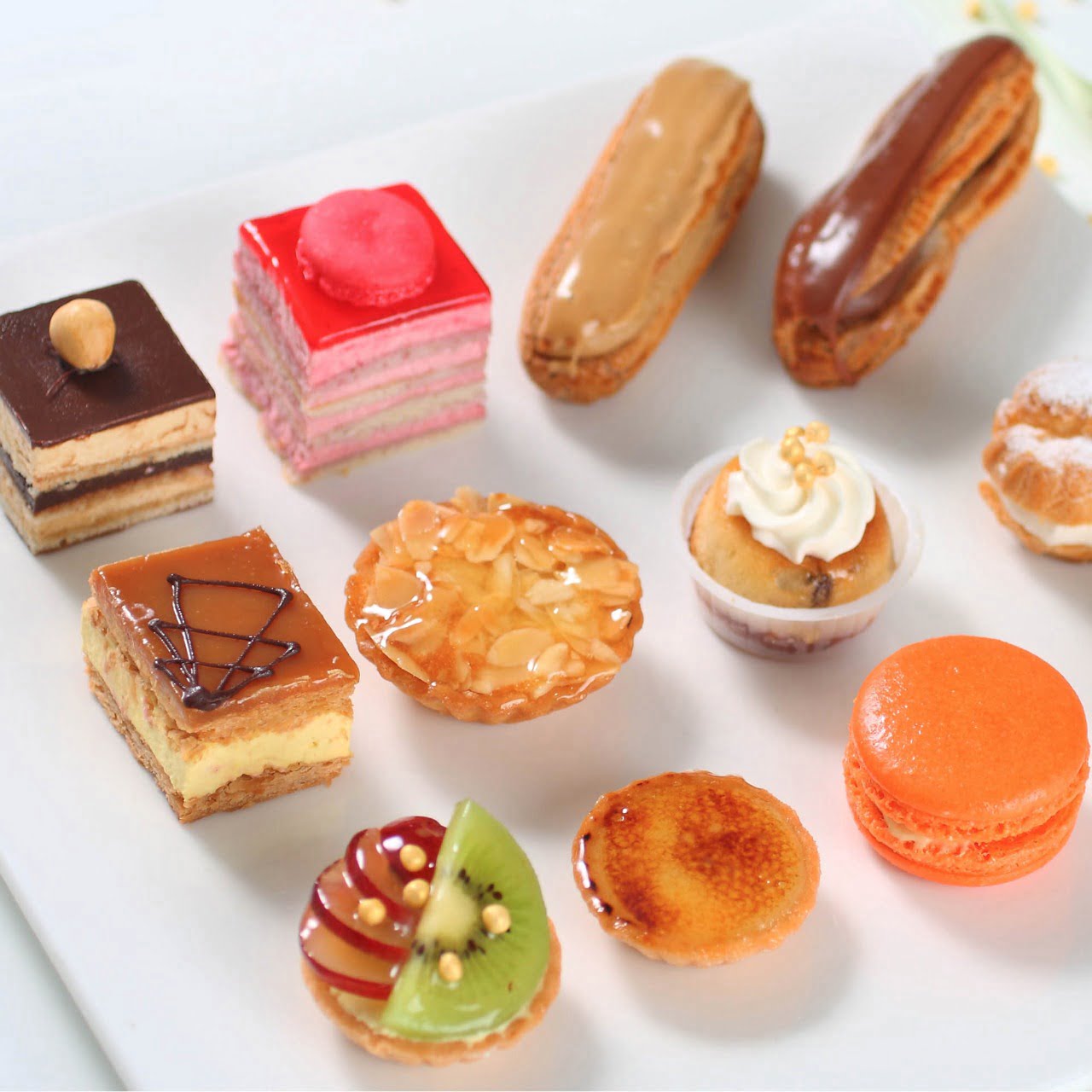 Assortment of Mini Pastries – L'Opéra India